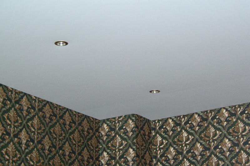Одноуровневый потолок из гипсокартона